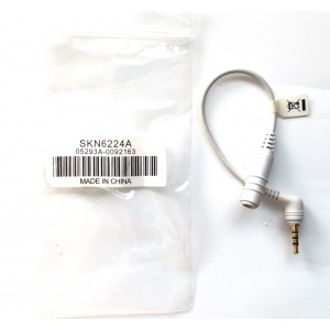 ADAPTADOR DE AUDIO ESTERIO / AUXILIAR / 2.5MM MACHO A 3.5MM HEMBRA MOTOROLA / NUMERO DE PARTE SKN6224A 